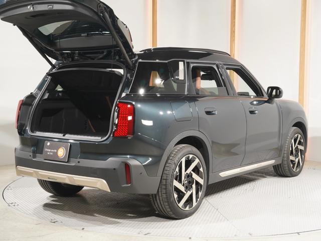 ＭＩＮＩ カントリーマンＳオール４　フェイバリット・トリム　ベスキン／ビンテージブラウン　シート＆ハンドルヒーター　ｈａｒｍａｎ／ｋａｒｄｏｎ　電動シート　前後カメラ　ＡｐｐｌｅＣａｒＰｌａｙ　純正ナビ　ワイヤレスチャージ　ＥＴＣ２．０　整備付（31枚目）