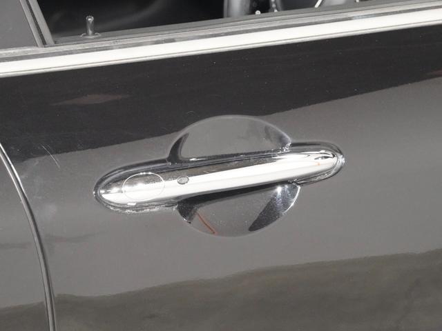 ＭＩＮＩ クーパーＤ　クラブマン　クルコン　コンフォートアクセス　純正ナビ　スルーローディングシステム　ＬＥＤヘッドライト／フォグランプ　１７インチアルミホイール／ブラック　ＥＴＣ２．０　整備付（24枚目）