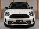 MINI クーパーDクロスオーバファーストPエセンシャルトリム クロス/レザレットシート/ヒーター AppleCarPlay 純正ナビ ワイヤレスチャージ アクティブクルコン パーキングアシスト バックカメラ 前後障害物センサー ETC2.0 整備付(8枚目)