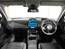 MINI カントリーマンC クラシック・トリム ベスキン/クロス シート&ハンドルヒーター ワイヤレスチャージ AppleCarPlay 純正ナビ パーキングアシスト バックカメラ アラームシステム ペダル踏み間違い抑制機能 ETC2.0 整備付(4枚目)