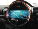 クーパーＤクラブマンプレミアム＋Ｐクラシック・トリム　レザーシート　シートヒーター　純正ナビ　ＡｐｐｌｅＣａｒＰｌａｙ　アクティブクルコン　ワイヤレスチャージ　バックカメラ　前後障害物センサー　パーキングアシスト　ドライビングモード　ＥＴＣ２．０　整備付（34枚目）