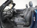 クーパーＳ　コンバーチブルサイドウォークエディション　限定車　ワンオーナー　専用装備　レザーシート／ヒーター　ｈａｒｍａｎ／ｋａｒｄｏｎ　ヘッドアップディスプレイ　純正ナビ　ＡｐｐｌｅＣａｒＰｌａｙ　ワイヤレスチャージ　バックカメラ　ＥＴＣ２．０　整備付（12枚目）