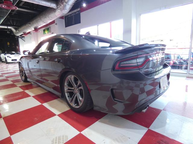 ダッジ・チャージャー GTプラス 8AT&パドルシフト 黒コンビレザー フロントシートヒーター&クーラー リアシートヒーター ステアリングヒーター AppleCarPlay&AndroidAuto キセノン バイキセノン 2年保証(8枚目)