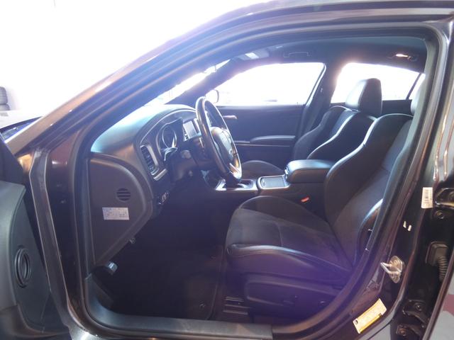 ダッジ・チャージャー GTプラス 8AT&パドルシフト 黒コンビレザー フロントシートヒーター&クーラー リアシートヒーター ステアリングヒーター AppleCarPlay&AndroidAuto キセノン バイキセノン 2年保証(14枚目)