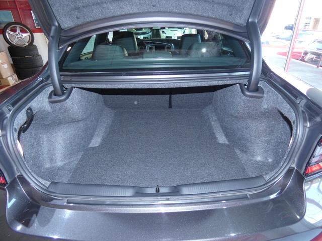 ダッジ・チャージャー GTプラス 8AT&パドルシフト 黒コンビレザー フロントシートヒーター&クーラー リアシートヒーター ステアリングヒーター AppleCarPlay&AndroidAuto キセノン バイキセノン 2年保証(22枚目)