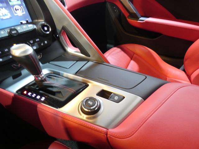 シボレーコルベット Z51 新並 3LT 1オーナー&禁煙車 レッドレザー シートヒーター&ベンチレーション ナビTV 純正ブラック19&20AW レッドキャリパー BOSEサウンド 純正可変マフラー ドライブモード 2年保証(24枚目)
