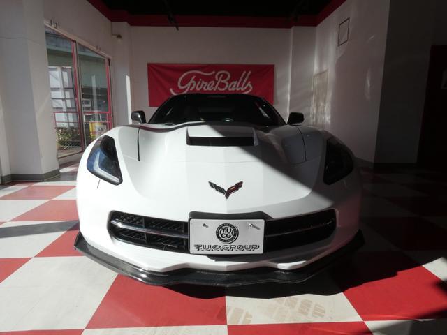 シボレーコルベット Z51 正規ディーラー車 カラハリレザー シートヒーター&ベンチレーション ナビTV カーボングランドエフェクト 純正ブラック19&20AW レッドキャリパー BOSEサウンド 純正可変マフラー 2年保証(3枚目)