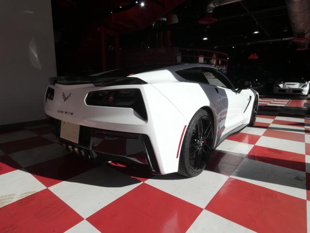 シボレーコルベット Z51 正規ディーラー車 カラハリレザー シートヒーター&ベンチレーション ナビTV カーボングランドエフェクト 純正ブラック19&20AW レッドキャリパー BOSEサウンド 純正可変マフラー 2年保証(10枚目)