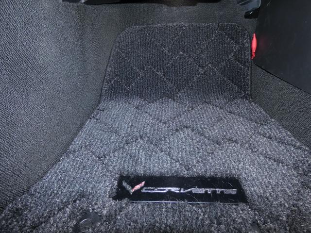 シボレーコルベット Z51 正規ディーラー車 カラハリレザー シートヒーター&ベンチレーション ナビTV カーボングランドエフェクト 純正ブラック19&20AW レッドキャリパー BOSEサウンド 純正可変マフラー 2年保証(36枚目)