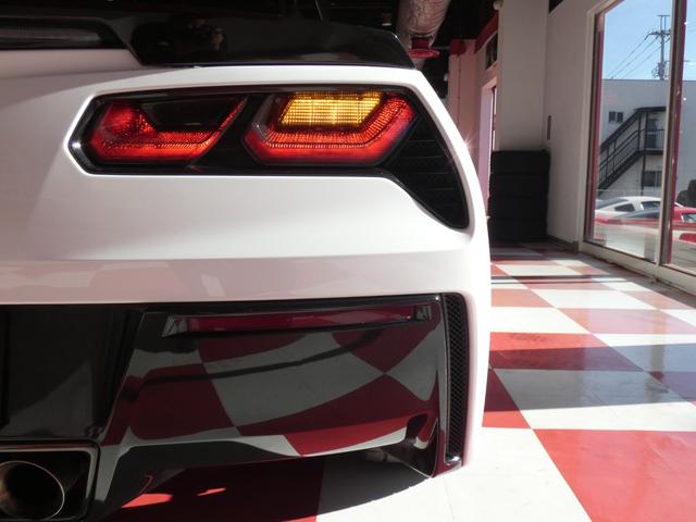 シボレーコルベット Z51 正規ディーラー車 カラハリレザー シートヒーター&ベンチレーション ナビTV カーボングランドエフェクト 純正ブラック19&20AW レッドキャリパー BOSEサウンド 純正可変マフラー 2年保証(41枚目)