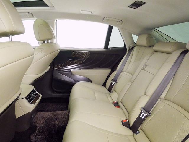 LS500h Iパッケージ 4WD サンルーフ シートヒーター パノラミックビュー 地デジ 革シート インテリジェントクリアランスソナー スマキー パーキングアシスト LED ブルーレイ エアサス 追従クルコン 純正ドラレコ(21枚目)