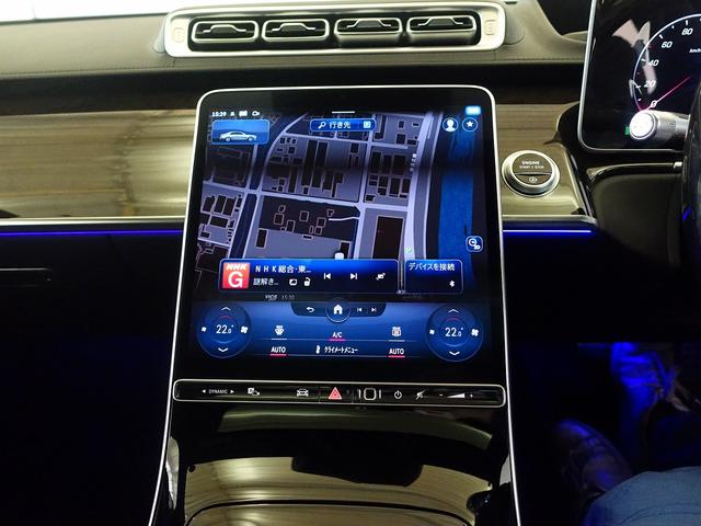 Ｓ５８０　４ＭＡＴＩＣ　ロング　ＡＭＧライン　シートヒーター　シートエアコン　パワーシート　コネクテッド機能　ナビ　音楽プレーヤー接続　Ｂｌｕｅｔｏｏｔｈ接続　ＴＶ　ＥＴＣ　サンルーフ・ガラスルーフ　ＬＥＤヘッドライト　電動リアゲート(11枚目)