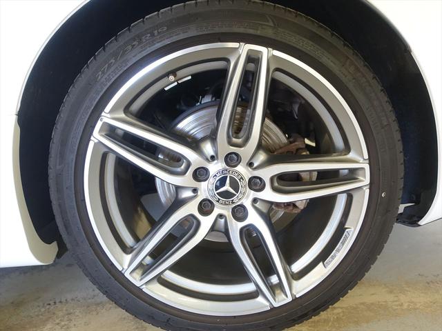 Ｅクラス Ｅ２００　クーペ　スポーツ　レザーパッケージ　シートヒーター　パワーシート　トランクスルー　フロアマット　コネクテッド機能　ナビ　音楽プレーヤー接続　Ｂｌｕｅｔｏｏｔｈ接続　ＴＶ　ＥＴＣ　サンルーフ・ガラスルーフ（31枚目）