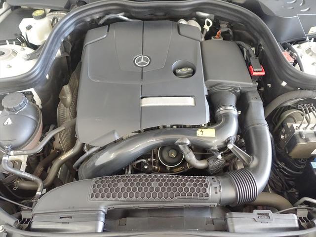 Eクラスステーションワゴン E250 ステーションワゴン アバンギャルド 1stアニバーサリーエディション シートヒーター パワーシート トランクスルー フロアマット ナビ CD ミュージックサーバー 音楽プレーヤー接続 Bluetooth接続 TV DVD再生 ETC(9枚目)