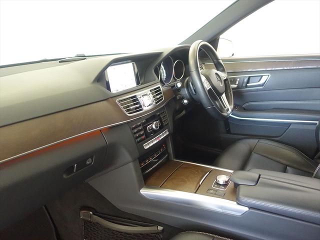 Eクラスステーションワゴン E250 ステーションワゴン アバンギャルド 1stアニバーサリーエディション シートヒーター パワーシート トランクスルー フロアマット ナビ CD ミュージックサーバー 音楽プレーヤー接続 Bluetooth接続 TV DVD再生 ETC(19枚目)