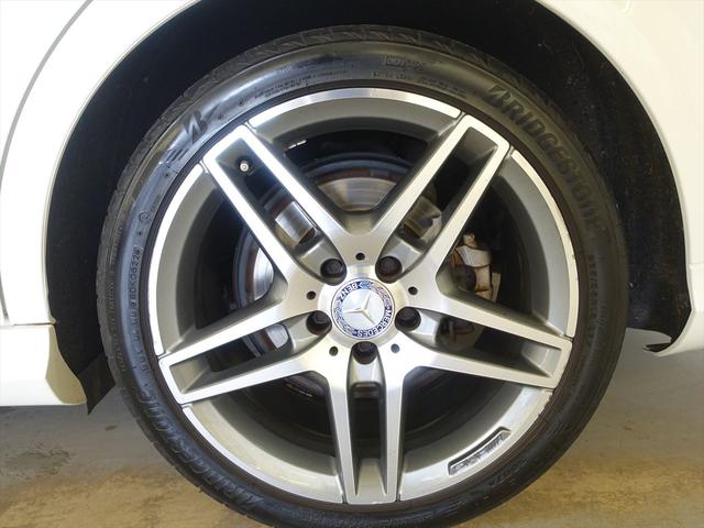 Eクラスステーションワゴン E250 ステーションワゴン アバンギャルド 1stアニバーサリーエディション シートヒーター パワーシート トランクスルー フロアマット ナビ CD ミュージックサーバー 音楽プレーヤー接続 Bluetooth接続 TV DVD再生 ETC(31枚目)