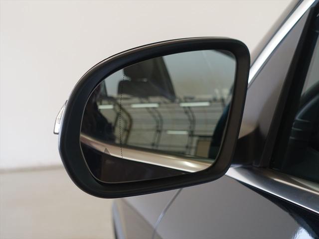 ＧＬＡクラス ＧＬＡ２００　ｄ　４ＭＡＴＩＣ　ナビゲーションパッケージ　シートヒーター　パワーシート　トランクスルー　フロアマット　コネクテッド機能　ナビ　音楽プレーヤー接続　Ｂｌｕｅｔｏｏｔｈ接続　ＴＶ　ＥＴＣ　ＬＥＤヘッドライト（6枚目）