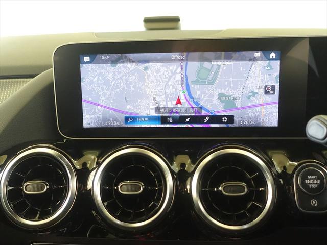 ＧＬＡクラス ＧＬＡ２００　ｄ　４ＭＡＴＩＣ　ナビゲーションパッケージ　シートヒーター　パワーシート　トランクスルー　フロアマット　コネクテッド機能　ナビ　音楽プレーヤー接続　Ｂｌｕｅｔｏｏｔｈ接続　ＴＶ　ＥＴＣ　ＬＥＤヘッドライト（10枚目）