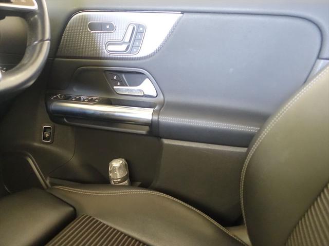 ＧＬＡクラス ＧＬＡ２００　ｄ　４ＭＡＴＩＣ　ナビゲーションパッケージ　シートヒーター　パワーシート　トランクスルー　フロアマット　コネクテッド機能　ナビ　音楽プレーヤー接続　Ｂｌｕｅｔｏｏｔｈ接続　ＴＶ　ＥＴＣ　ＬＥＤヘッドライト（15枚目）