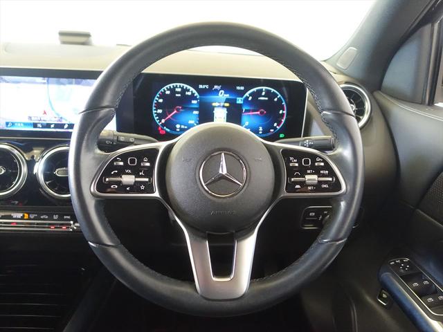 ＧＬＡクラス ＧＬＡ２００　ｄ　４ＭＡＴＩＣ　ナビゲーションパッケージ　シートヒーター　パワーシート　トランクスルー　フロアマット　コネクテッド機能　ナビ　音楽プレーヤー接続　Ｂｌｕｅｔｏｏｔｈ接続　ＴＶ　ＥＴＣ　ＬＥＤヘッドライト（17枚目）