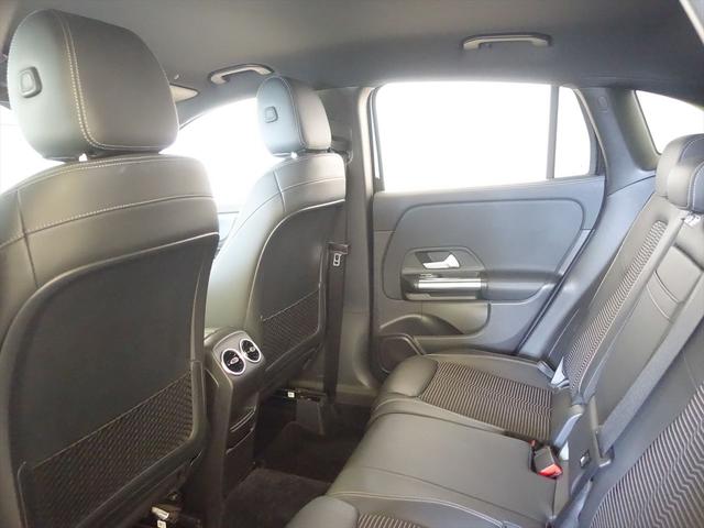 ＧＬＡクラス ＧＬＡ２００　ｄ　４ＭＡＴＩＣ　ナビゲーションパッケージ　シートヒーター　パワーシート　トランクスルー　フロアマット　コネクテッド機能　ナビ　音楽プレーヤー接続　Ｂｌｕｅｔｏｏｔｈ接続　ＴＶ　ＥＴＣ　ＬＥＤヘッドライト（23枚目）