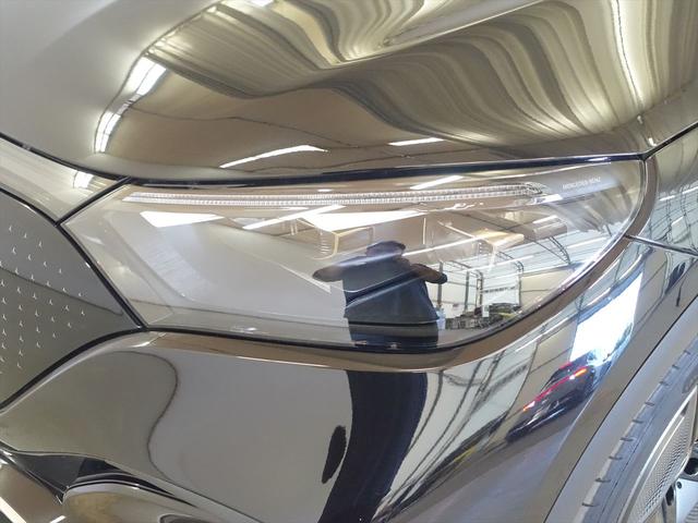 ＥＱＥ ＳＵＶ ＥＱＥ３５０　４ＭＡＴＩＣ　ＳＵＶ　ローンチエディション　シートヒーター　シートエアコン　パワーシート　トランクスルー　コネクテッド機能　ナビ　音楽プレーヤー接続　Ｂｌｕｅｔｏｏｔｈ接続　ＴＶ　ＥＴＣ　サンルーフ・ガラスルーフ　ＬＥＤヘッドライト（8枚目）