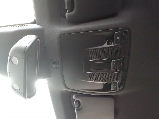 CLAクラス CLA250 AMGレザーエクスクルーシブパッケージ セーフティパッケージ シートヒーター パワーシート トランクスルー フロアマット ナビ CD ミュージックサーバー 音楽プレーヤー接続 Bluetooth接続(20枚目)