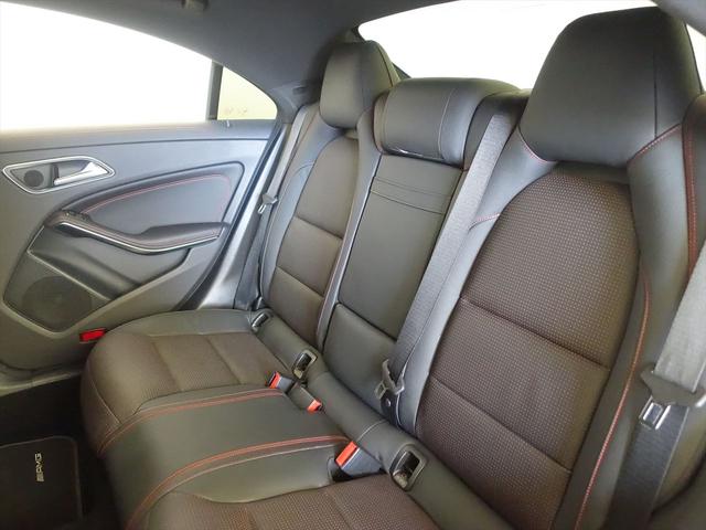 CLAクラス CLA250 AMGレザーエクスクルーシブパッケージ セーフティパッケージ シートヒーター パワーシート トランクスルー フロアマット ナビ CD ミュージックサーバー 音楽プレーヤー接続 Bluetooth接続(22枚目)