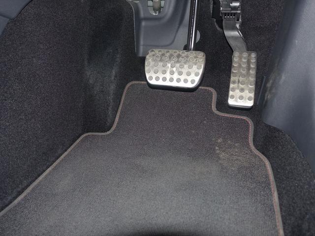 CLAクラス CLA250 AMGレザーエクスクルーシブパッケージ セーフティパッケージ シートヒーター パワーシート トランクスルー フロアマット ナビ CD ミュージックサーバー 音楽プレーヤー接続 Bluetooth接続(26枚目)
