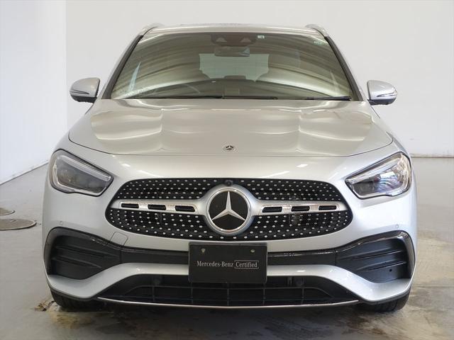 ＧＬＡクラス ＧＬＡ１８０　ＡＭＧラインパッケージ　シートヒーター　パワーシート　トランクスルー　フロアマット　コネクテッド機能　ナビ　音楽プレーヤー接続　Ｂｌｕｅｔｏｏｔｈ接続　ＴＶ　ＥＴＣ　ＬＥＤヘッドライト　電動リアゲート（2枚目）