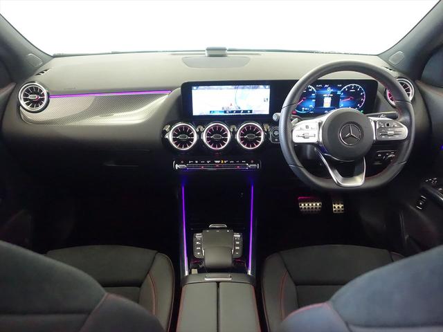 ＧＬＡクラス ＧＬＡ１８０　ＡＭＧラインパッケージ　シートヒーター　パワーシート　トランクスルー　フロアマット　コネクテッド機能　ナビ　音楽プレーヤー接続　Ｂｌｕｅｔｏｏｔｈ接続　ＴＶ　ＥＴＣ　ＬＥＤヘッドライト　電動リアゲート（12枚目）