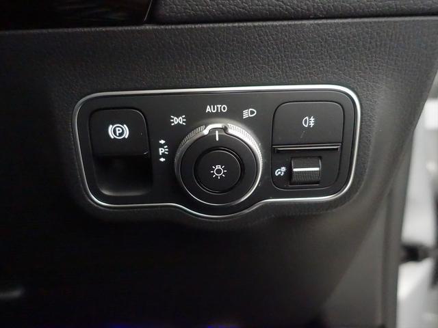 ＧＬＡクラス ＧＬＡ１８０　ＡＭＧラインパッケージ　シートヒーター　パワーシート　トランクスルー　フロアマット　コネクテッド機能　ナビ　音楽プレーヤー接続　Ｂｌｕｅｔｏｏｔｈ接続　ＴＶ　ＥＴＣ　ＬＥＤヘッドライト　電動リアゲート（28枚目）