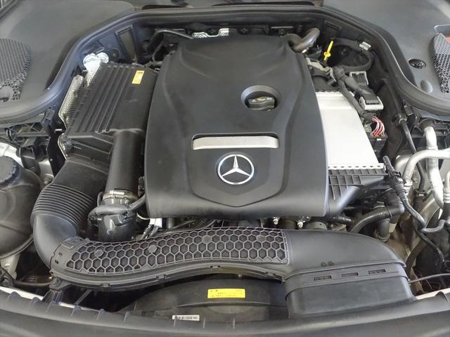 Ｅクラス Ｅ２００　アバンギャルド　シートヒーター　パワーシート　トランクスルー　フロアマット　ナビ　音楽プレーヤー接続　Ｂｌｕｅｔｏｏｔｈ接続　ＴＶ　ＥＴＣ　ＬＥＤヘッドライト　全周囲カメラ　フロントカメラ　サイドカメラ（9枚目）