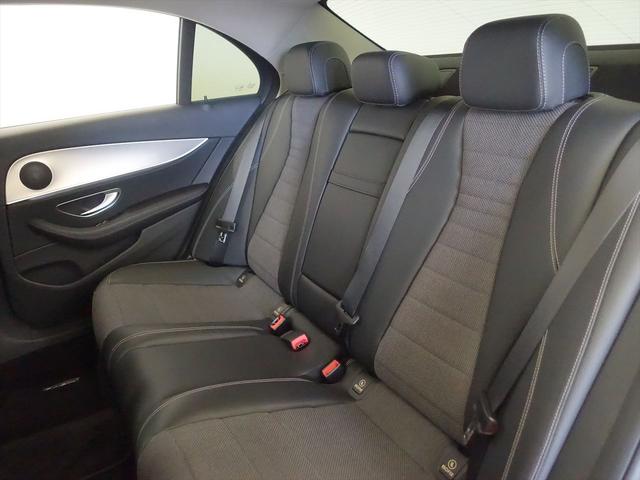 Ｅクラス Ｅ２００　アバンギャルド　シートヒーター　パワーシート　トランクスルー　フロアマット　ナビ　音楽プレーヤー接続　Ｂｌｕｅｔｏｏｔｈ接続　ＴＶ　ＥＴＣ　ＬＥＤヘッドライト　全周囲カメラ　フロントカメラ　サイドカメラ（22枚目）