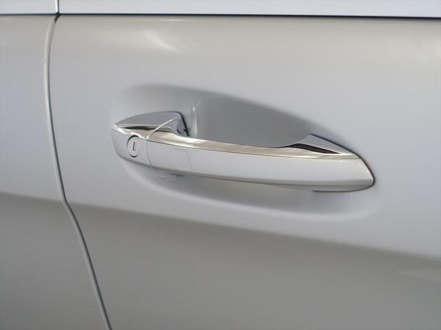 CLSクラス CLS220 ブルーテック AMGライン シートヒーター パワーシート トランクスルー フロアマット ナビ CD 音楽プレーヤー接続 Bluetooth接続 TV DVD再生 ETC LEDヘッドライト 全周囲カメラ フロントカメラ(26枚目)