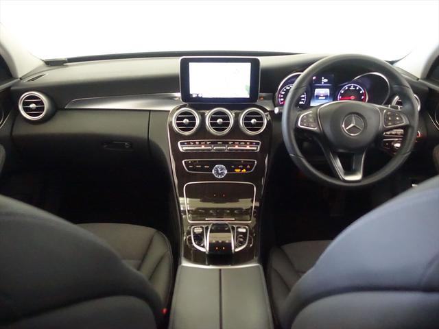 Cクラス C200 アバンギャルド ベーシックパッケージ シートヒーター パワーシート トランクスルー フロアマット ナビ CD ミュージックサーバー 音楽プレーヤー接続 Bluetooth接続 TV DVD再生 ETC(12枚目)