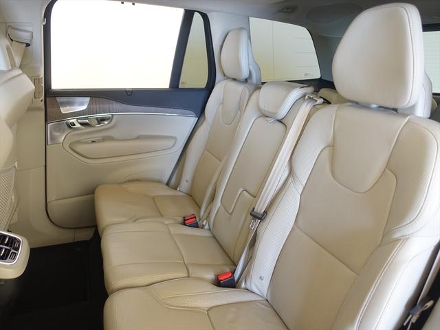 XC90 B6 AWD インスクリプション シートヒーター シートエアコン パワーシート 3列シート トランクスルー フロアマット ナビ 音楽プレーヤー接続 Bluetooth接続 TV ETC サンルーフ・ガラスルーフ LEDヘッドライト(23枚目)