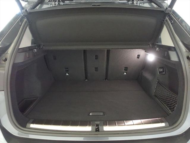 Ｘ１ ｘＤｒｉｖｅ１８ｄ　ｘライン　パワーシート　トランクスルー　フロアマット　コネクテッド機能　ナビ　音楽プレーヤー接続　Ｂｌｕｅｔｏｏｔｈ接続　ＥＴＣ　ＬＥＤヘッドライト　電動リアゲート　バックモニター　盗難防止（22枚目）