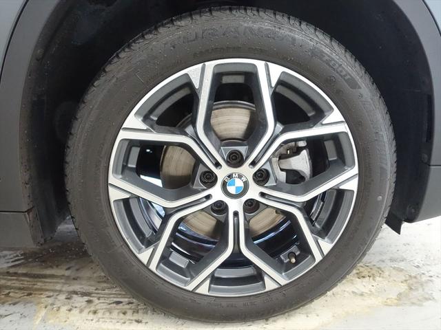 Ｘ１ ｘＤｒｉｖｅ１８ｄ　ｘライン　パワーシート　トランクスルー　フロアマット　コネクテッド機能　ナビ　音楽プレーヤー接続　Ｂｌｕｅｔｏｏｔｈ接続　ＥＴＣ　ＬＥＤヘッドライト　電動リアゲート　バックモニター　盗難防止（33枚目）