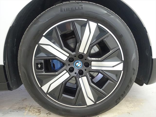 ｉＸ ｘＤｒｉｖｅ４０　シートヒーター　シートエアコン　パワーシート　トランクスルー　フロアマット　コネクテッド機能　ナビ　音楽プレーヤー接続　Ｂｌｕｅｔｏｏｔｈ接続　ＥＴＣ　サンルーフ・ガラスルーフ　ＬＥＤヘッドライト（35枚目）