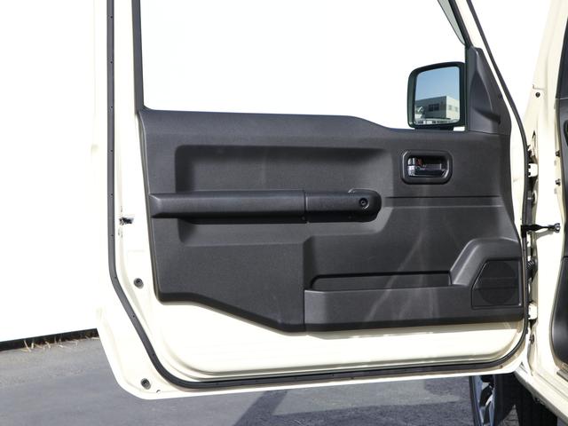 ジムニー ＸＣ　シートヒーター　トランクスルー　フロアマット　ナビ　ＣＤ　ミュージックサーバー　音楽プレーヤー接続　Ｂｌｕｅｔｏｏｔｈ接続　ＴＶ　ＤＶＤ再生　ＥＴＣ　ＬＥＤヘッドライト　盗難防止　衝突被害軽減ブレーキ（51枚目）