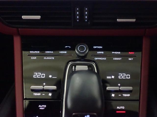 カイエン ベースグレード シートヒーター パワーシート トランクスルー フロアマット ナビ 音楽プレーヤー接続 Bluetooth接続 ETC LEDヘッドライト 電動リアゲート 全周囲カメラ フロントカメラ サイドカメラ(13枚目)