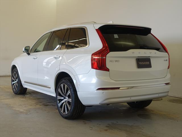 XC90 B6 AWD インスクリプション シートヒーター シートエアコン パワーシート 3列シート トランクスルー フロアマット ナビ 音楽プレーヤー接続 Bluetooth接続 TV ETC LEDヘッドライト 電動リアゲート 全周囲カメラ(4枚目)