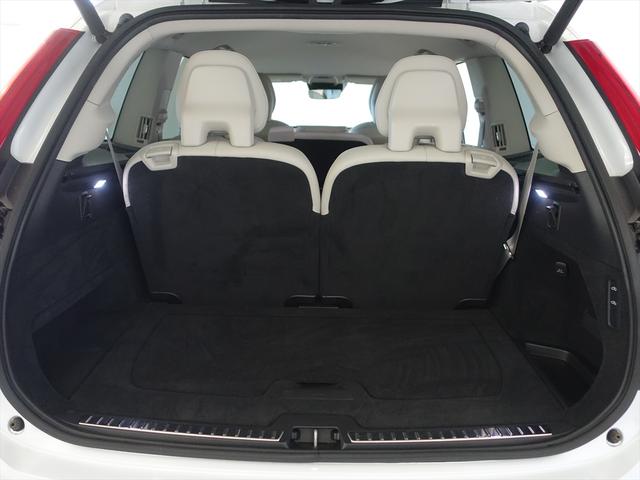 XC90 B6 AWD インスクリプション シートヒーター シートエアコン パワーシート 3列シート トランクスルー フロアマット ナビ 音楽プレーヤー接続 Bluetooth接続 TV ETC LEDヘッドライト 電動リアゲート 全周囲カメラ(25枚目)