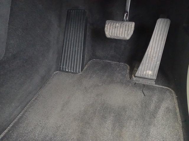 XC90 B6 AWD インスクリプション シートヒーター シートエアコン パワーシート 3列シート トランクスルー フロアマット ナビ 音楽プレーヤー接続 Bluetooth接続 TV ETC LEDヘッドライト 電動リアゲート 全周囲カメラ(28枚目)