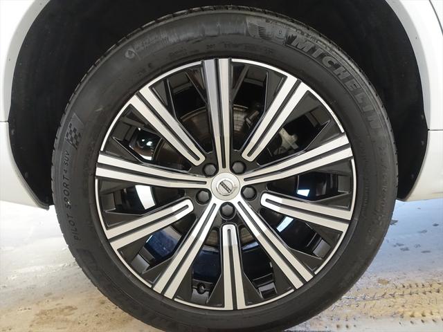 XC90 B6 AWD インスクリプション シートヒーター シートエアコン パワーシート 3列シート トランクスルー フロアマット ナビ 音楽プレーヤー接続 Bluetooth接続 TV ETC LEDヘッドライト 電動リアゲート 全周囲カメラ(34枚目)