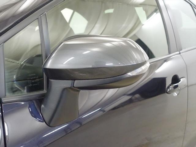 カローラ ハイブリッド ダブルバイビー フロアマット コネクテッド機能 ナビ 音楽プレーヤー接続 Bluetooth接続 ETC LEDヘッドライト バックモニター 盗難防止 衝突被害軽減ブレーキ 横滑り防止装置 クルーズコントロール(7枚目)