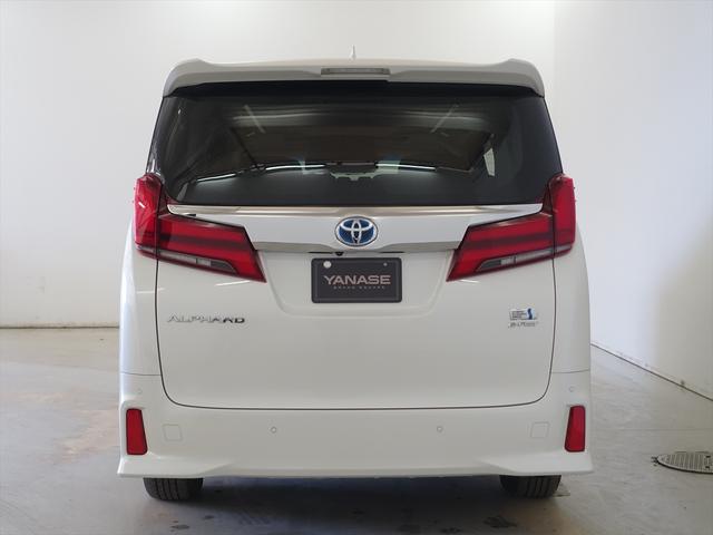 アルファードハイブリッド SR Cパッケージ シートヒーター シートエアコン パワーシート オットマン 3列シート トランクスルー フロアマット コネクテッド機能 ナビ CD ミュージックサーバー 音楽プレーヤー接続(3枚目)