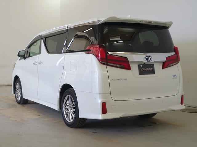 アルファードハイブリッド SR Cパッケージ シートヒーター シートエアコン パワーシート オットマン 3列シート トランクスルー フロアマット コネクテッド機能 ナビ CD ミュージックサーバー 音楽プレーヤー接続(4枚目)