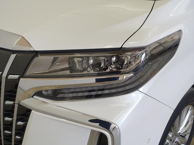 アルファードハイブリッド SR Cパッケージ シートヒーター シートエアコン パワーシート オットマン 3列シート トランクスルー フロアマット コネクテッド機能 ナビ CD ミュージックサーバー 音楽プレーヤー接続(8枚目)